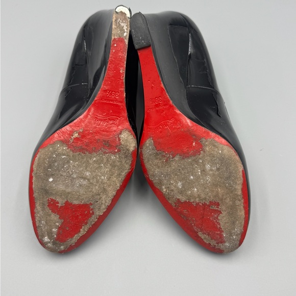 Christian Louboutin Black Patent Leather Pumps - 39.5 - Picture 5 of 11